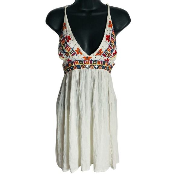 Raga Boho Babydoll Top Dress Womens M White Embroidered Mirrors Hippie NWT - Picture 2 of 13